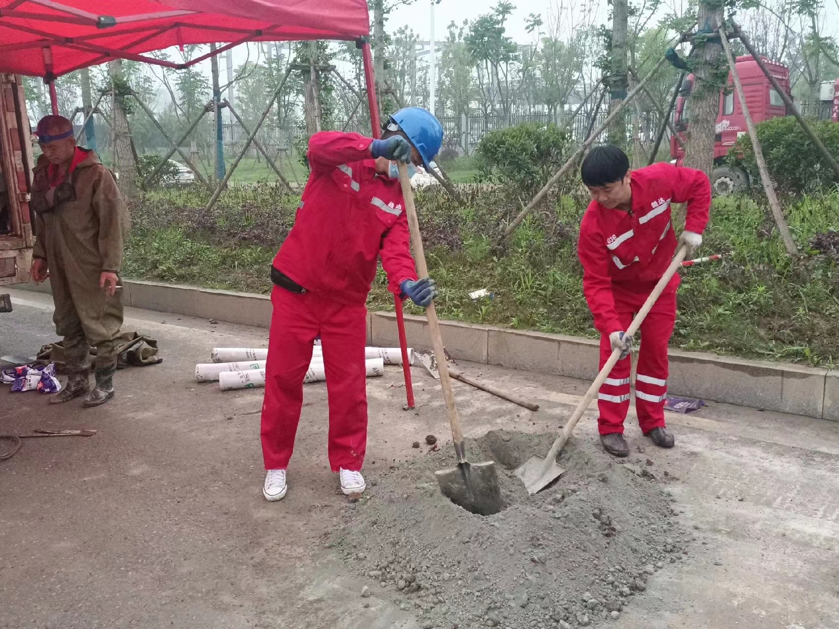 芙蓉管道疏通哪家好】及时进行市政管道清淤